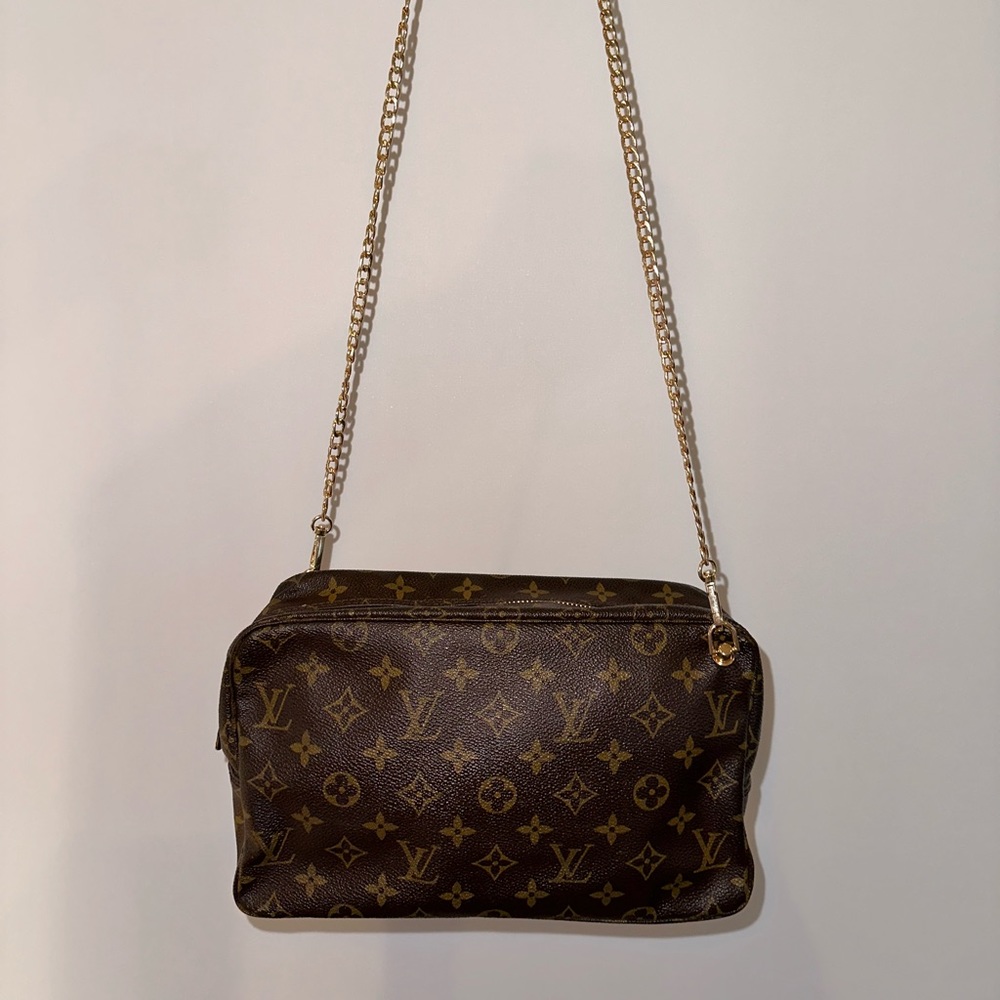 Louis Vuitton Trousse de Toilette 28 Toiletry Bag